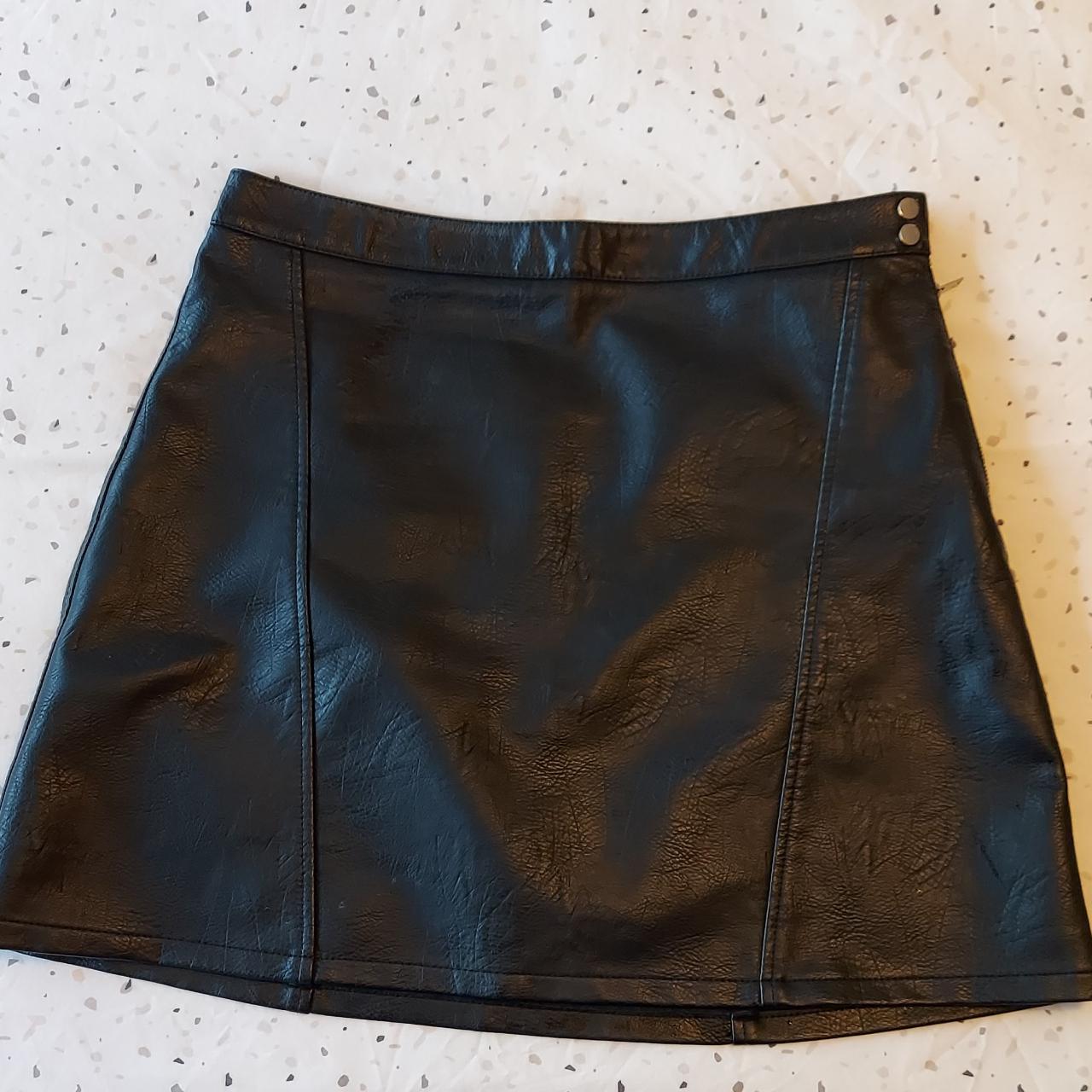 Zara Women's Black Skirt | Depop