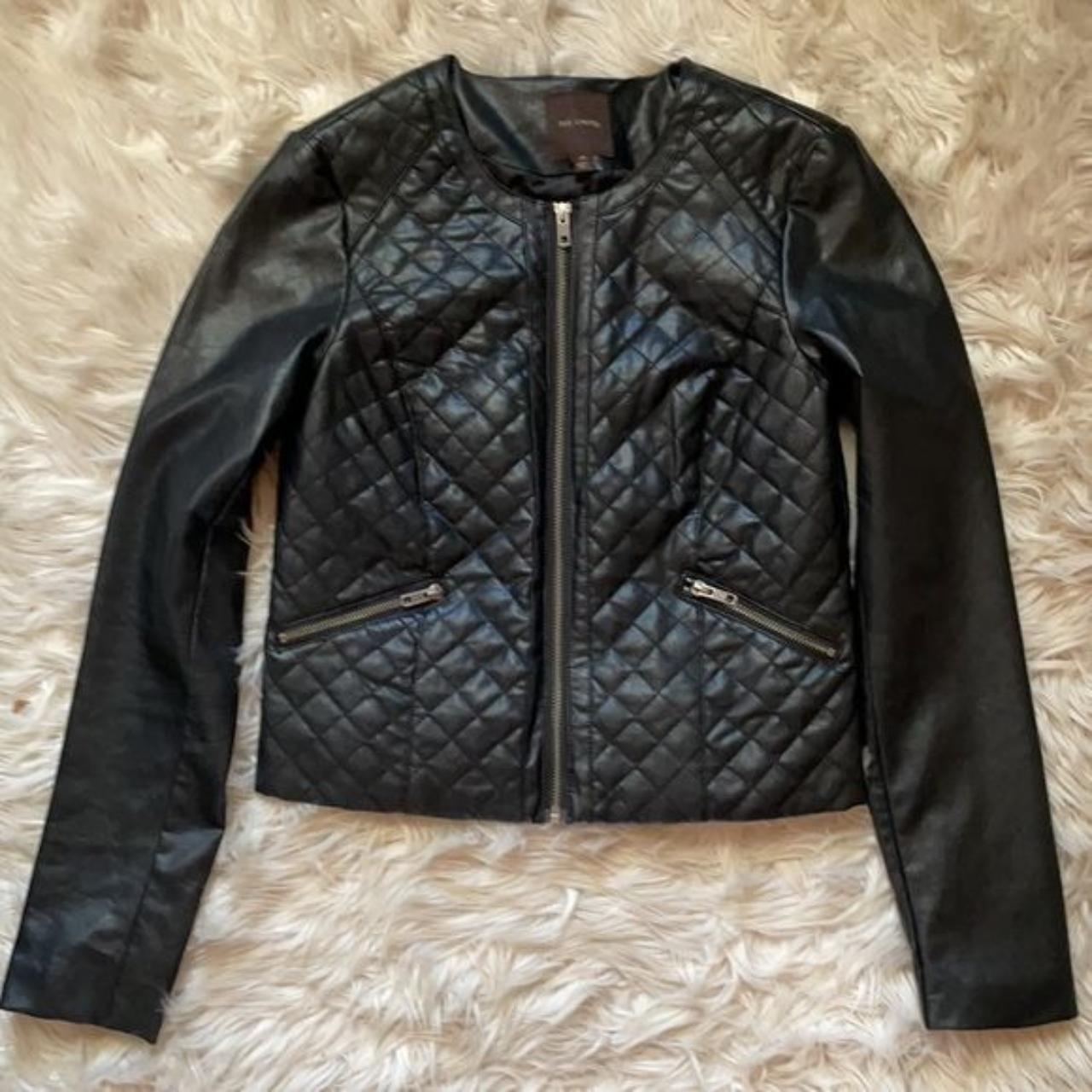 This moto jacket is super cute! Quilted on the front... Depop