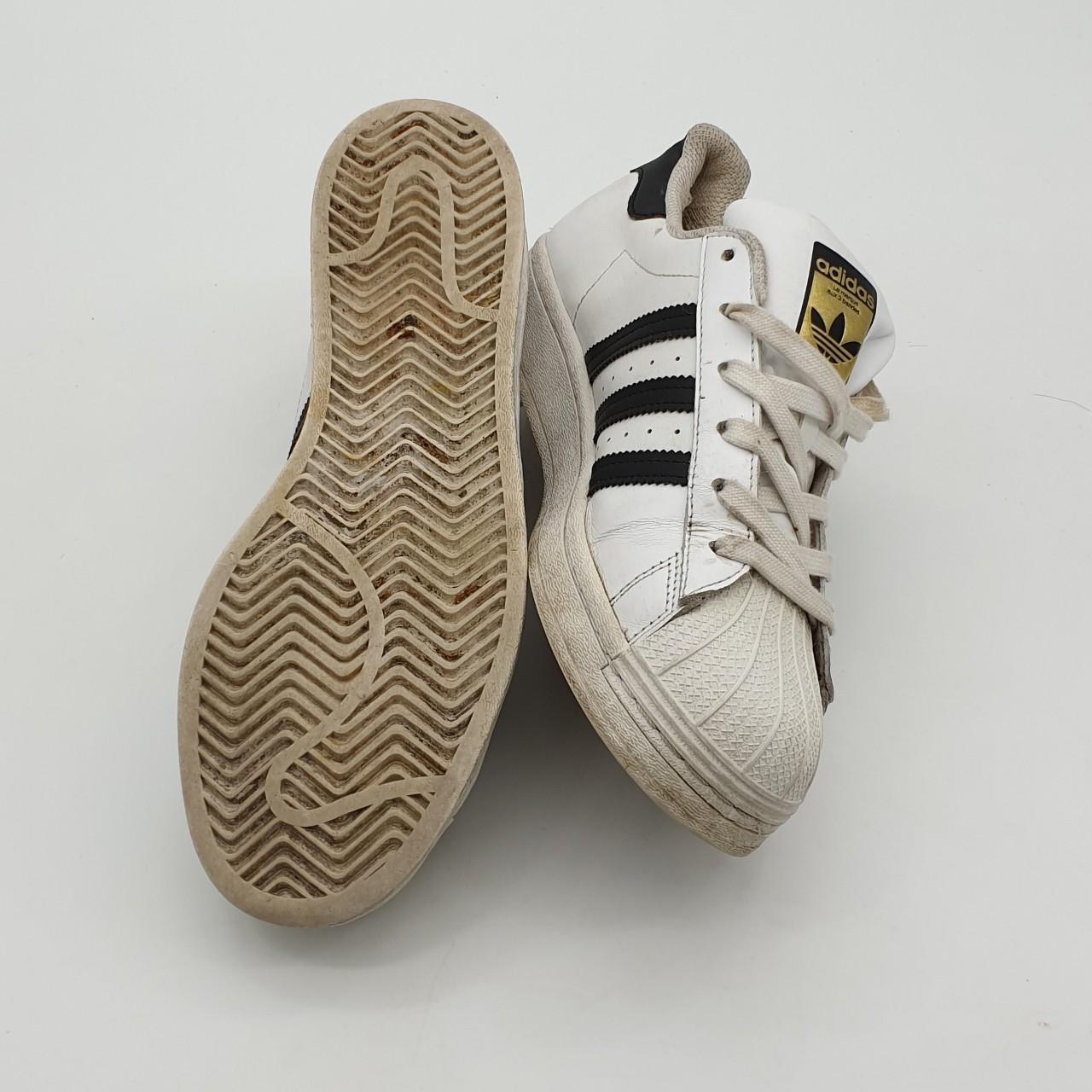 ADIDAS SUPERSTAR TRAINER WOMENS WHITE UK5 //... - Depop