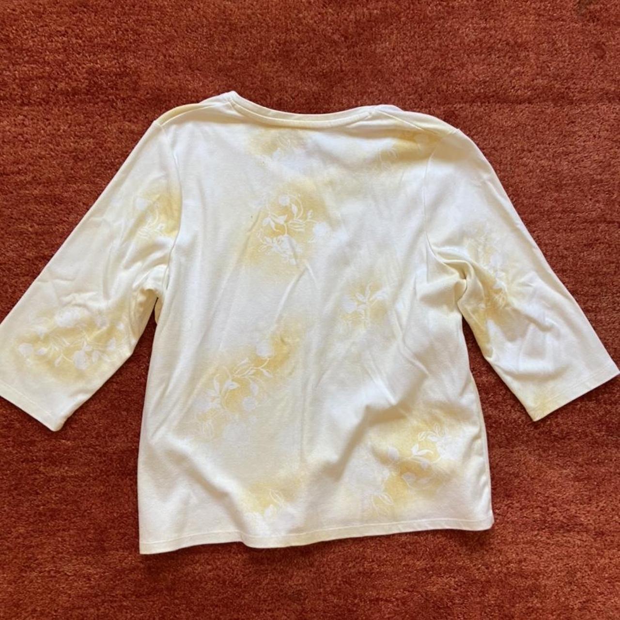 Product Image 2 - trendy city top!!!