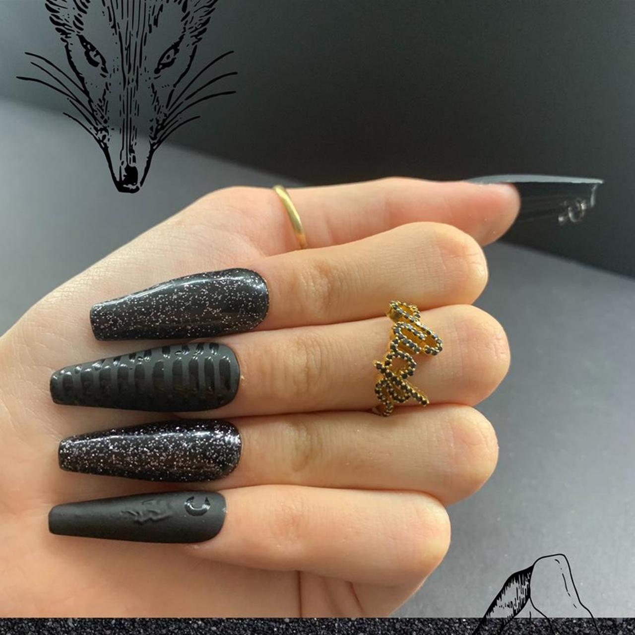 Louis Vuitton-style custom press on nails. Can be - Depop