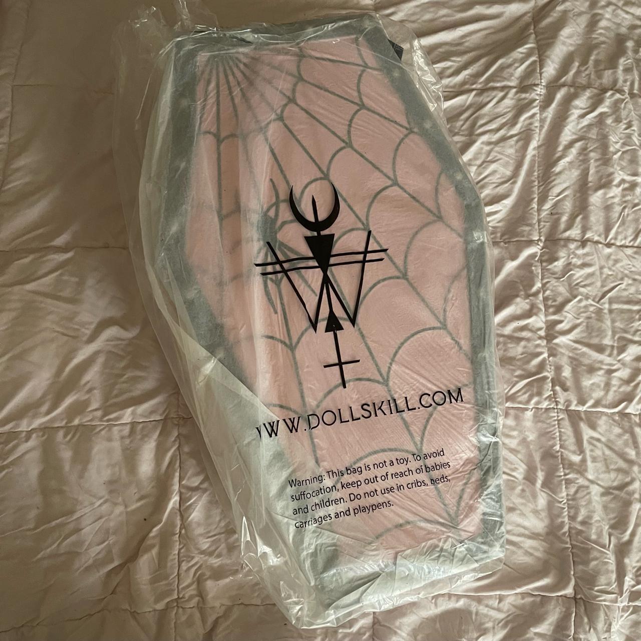 widow coffin weekender