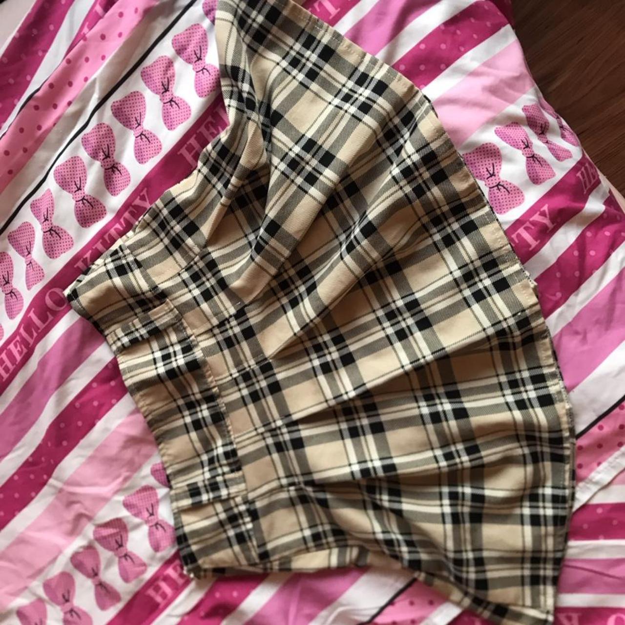 Burberry London Pink plaid - Depop