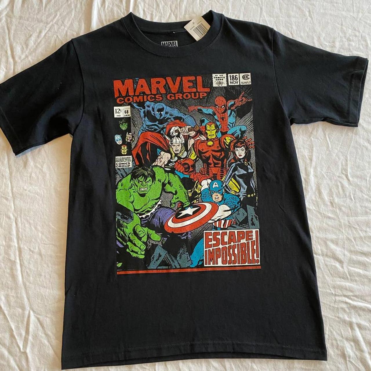 Marvel Men's multi T-shirt | Depop