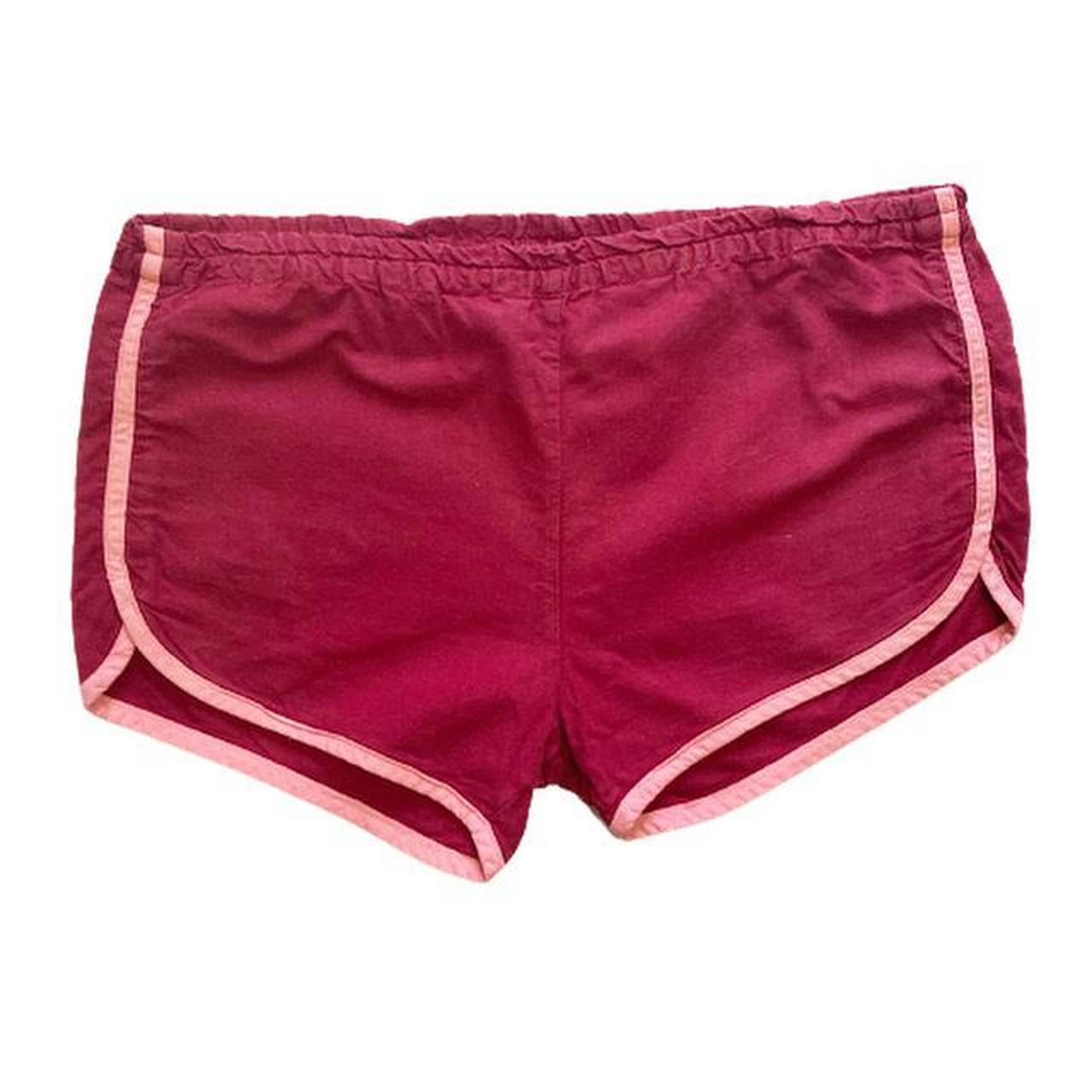 Vintage shorts in burgundy with contrasting trim. A... - Depop