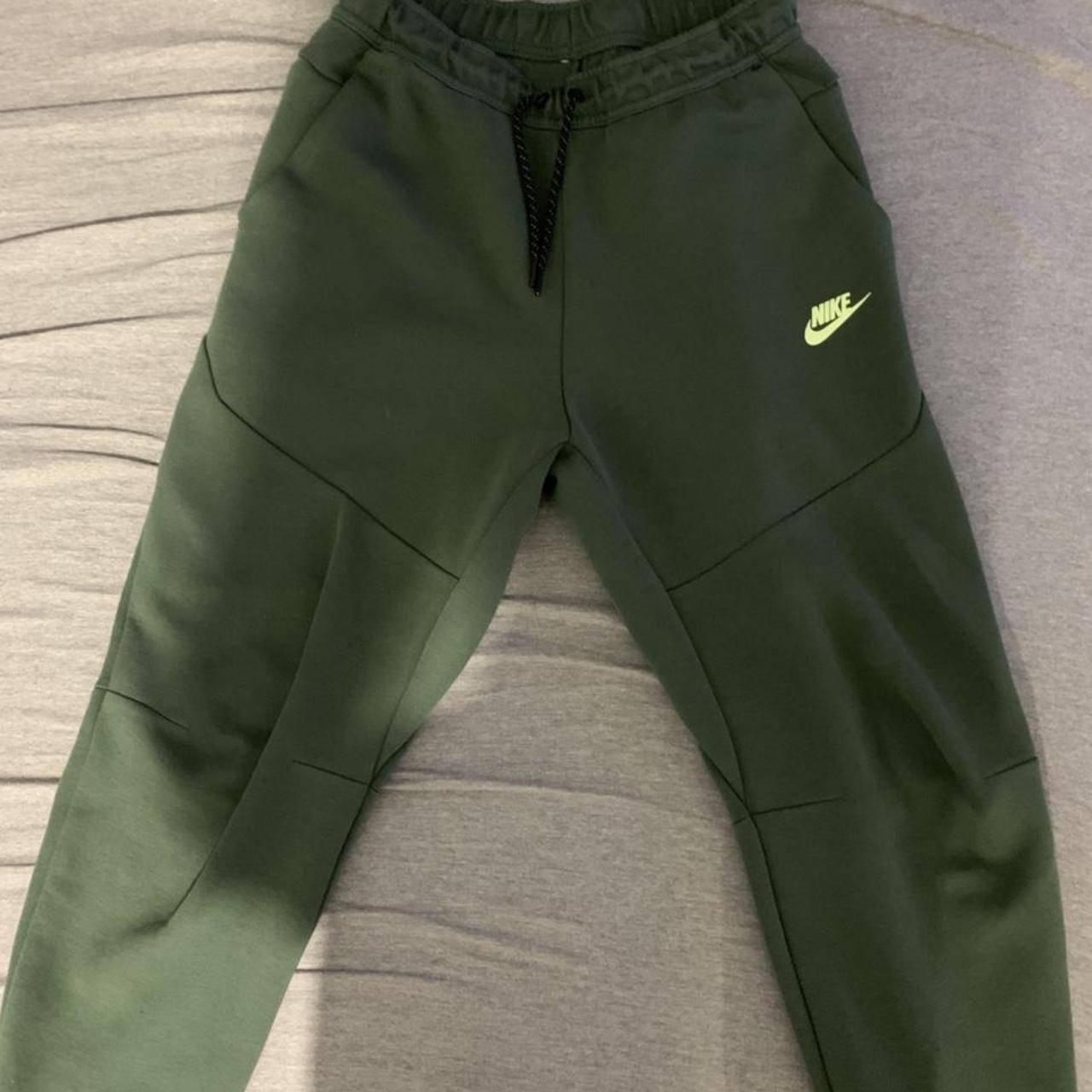 green nike tech fleece joggers