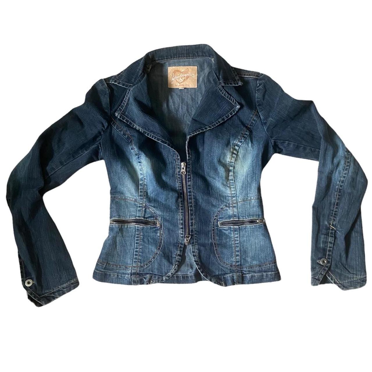 The most flattering Stradivarius denim jacket with... - Depop