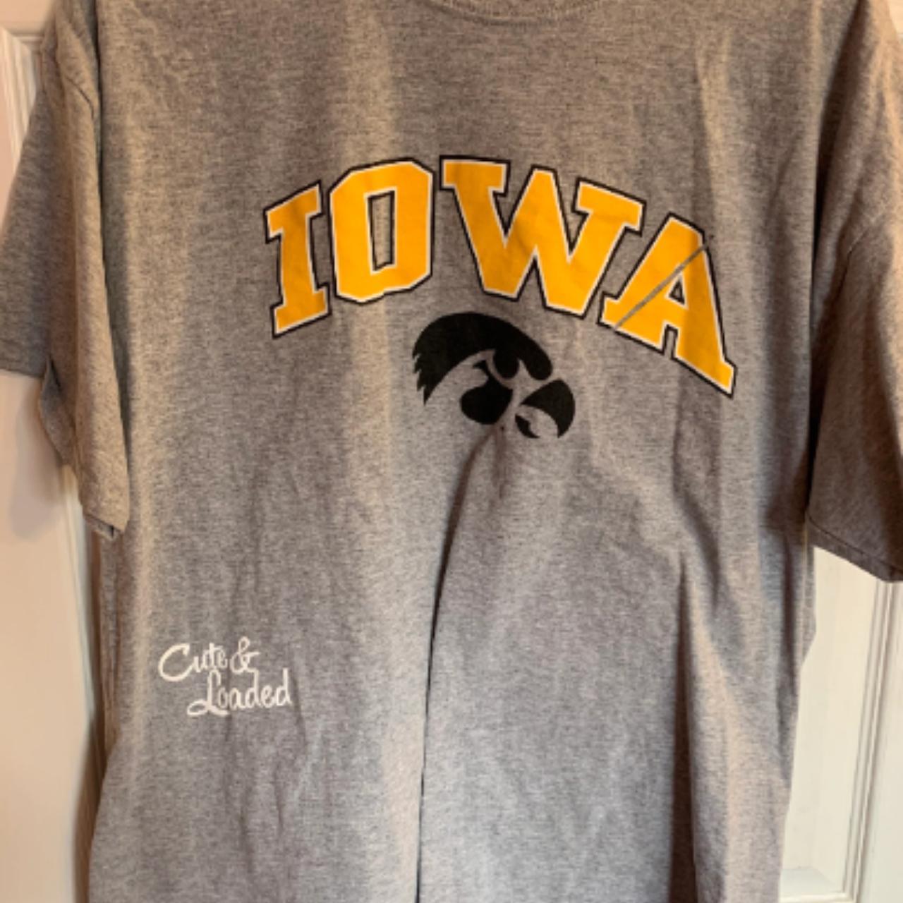 Iowa Hawkeyes Georgia Bulldogs Shirt Size XL - Depop