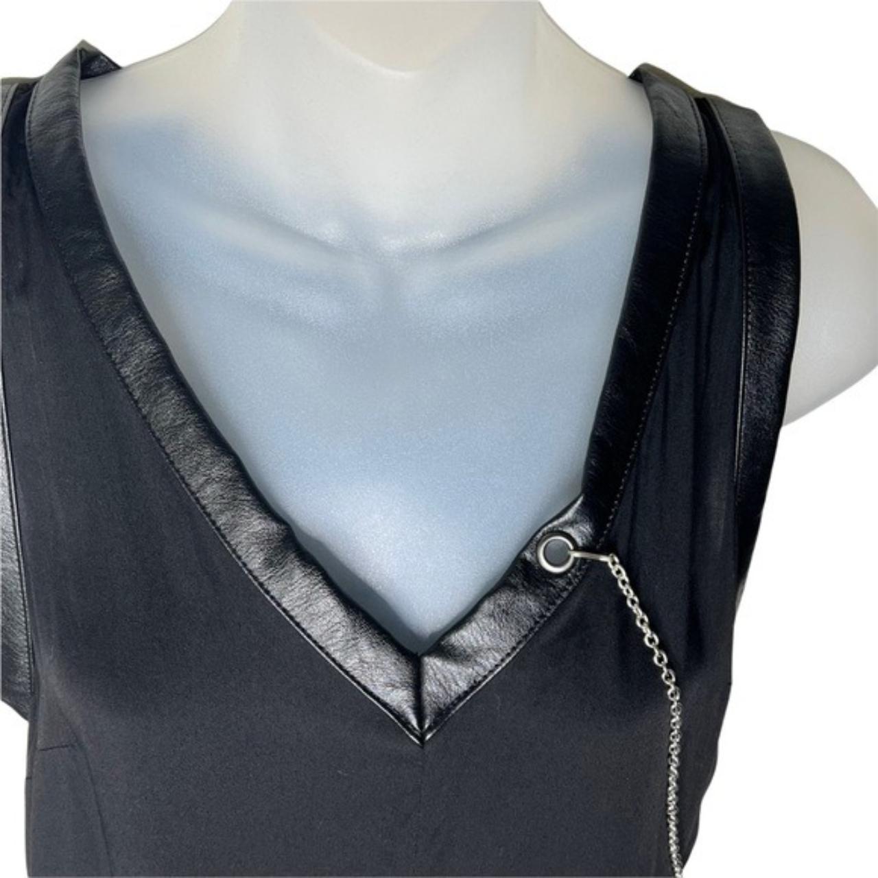 Product Image 3 - Disturbia 
Black top with chain