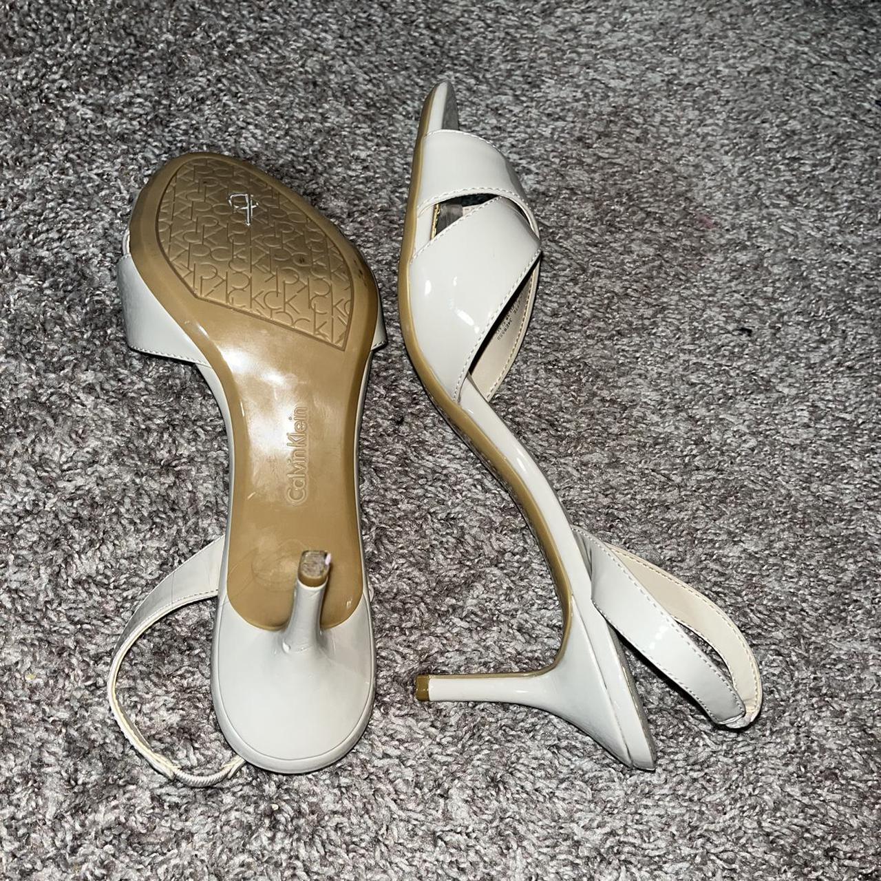 calvin klein nude pumps