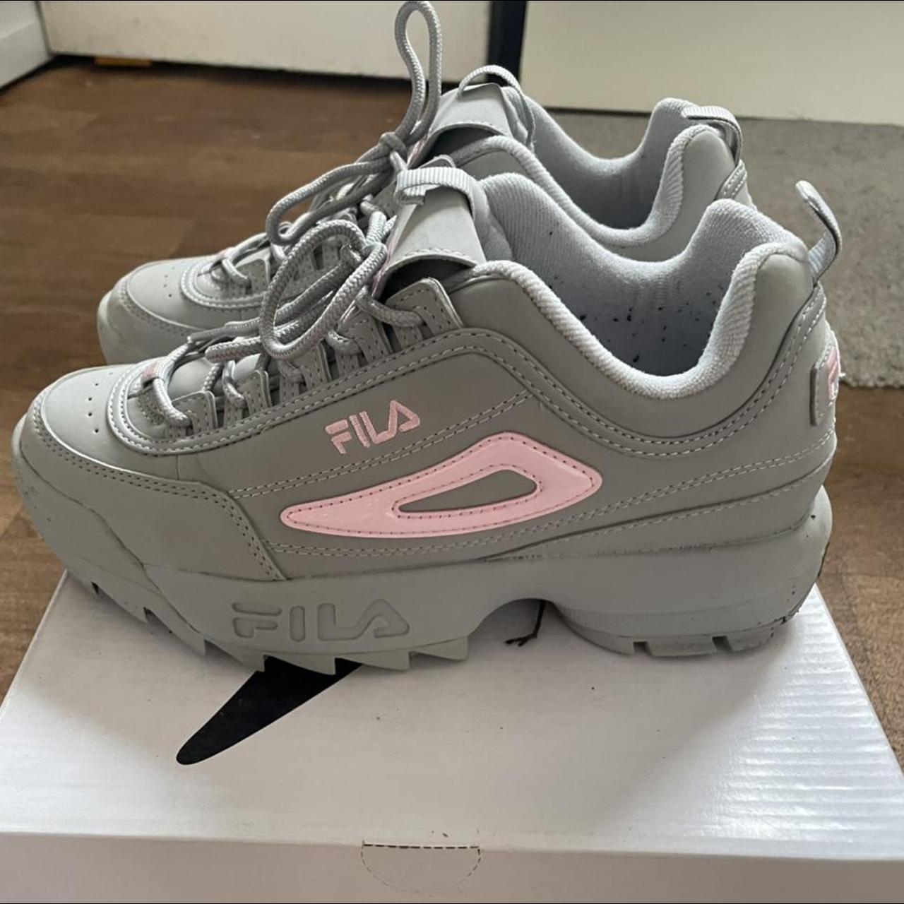 Grey and pink fila 2024 trainers