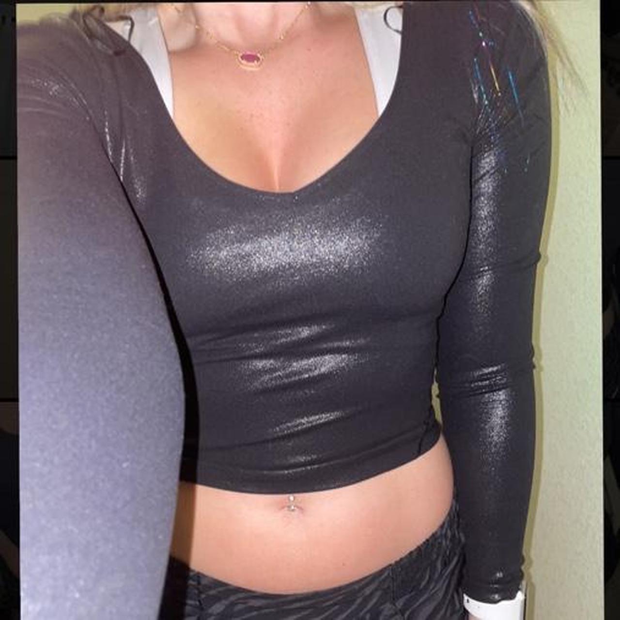 Lululemon long sleeve great quality with reflective - Depop