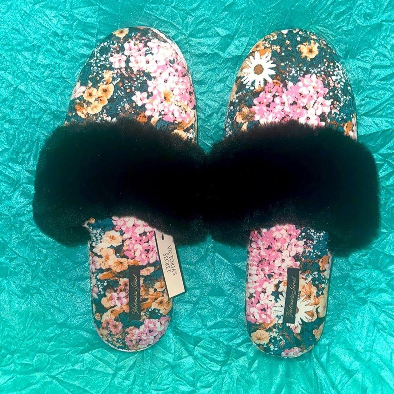 new-victoria-s-secret-flat-slippers-floral-super-depop