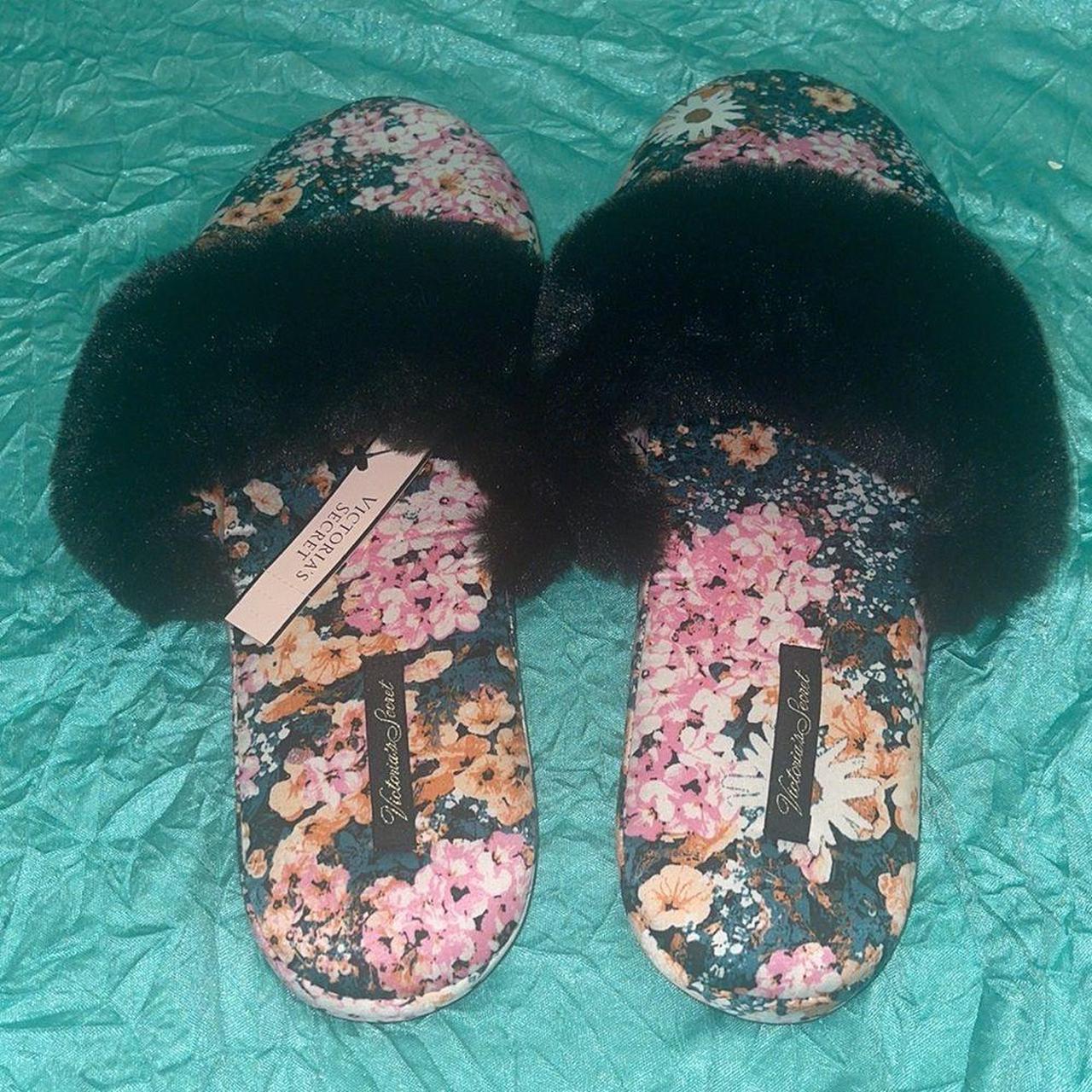 New Victoria’s Secret flat slippers floral super... - Depop
