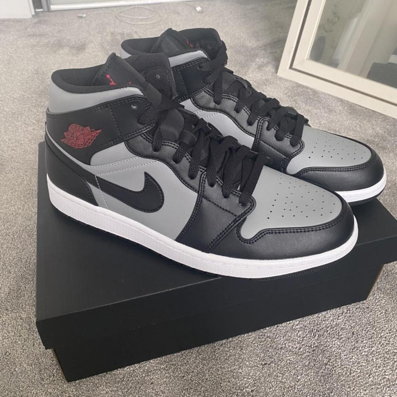 jordan 1 mid uk 5