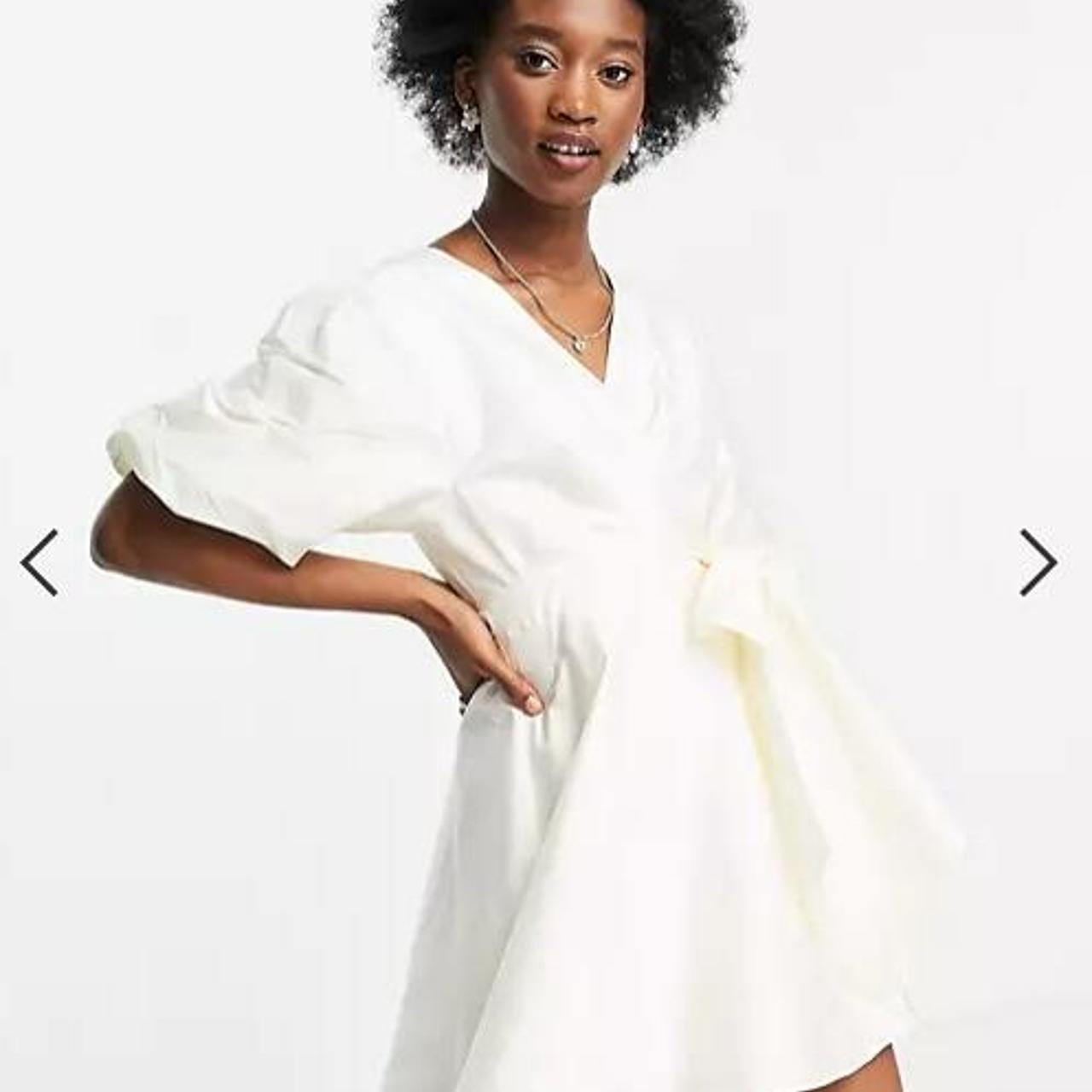 Forever New petite white mini dress, Women's Fashion, Dresses & Sets,  Dresses on Carousell