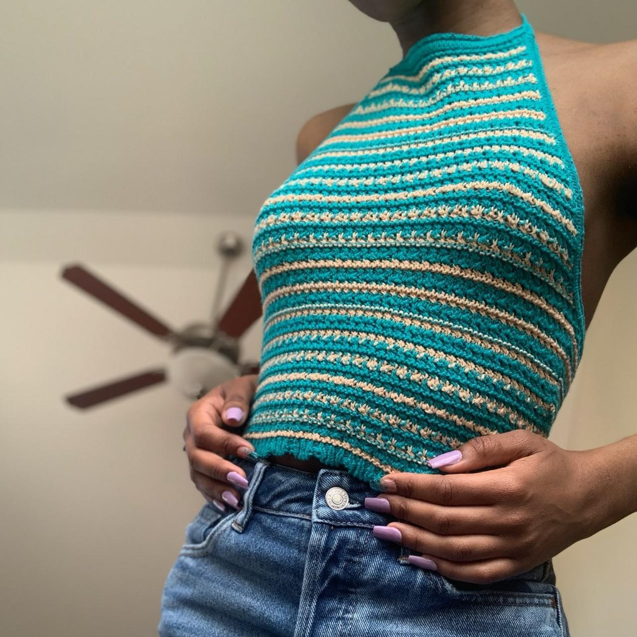 There will be side boob for dayssss in this top! The...