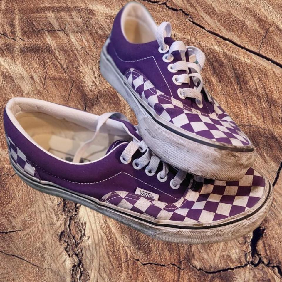 purple checkerboard vans with laces