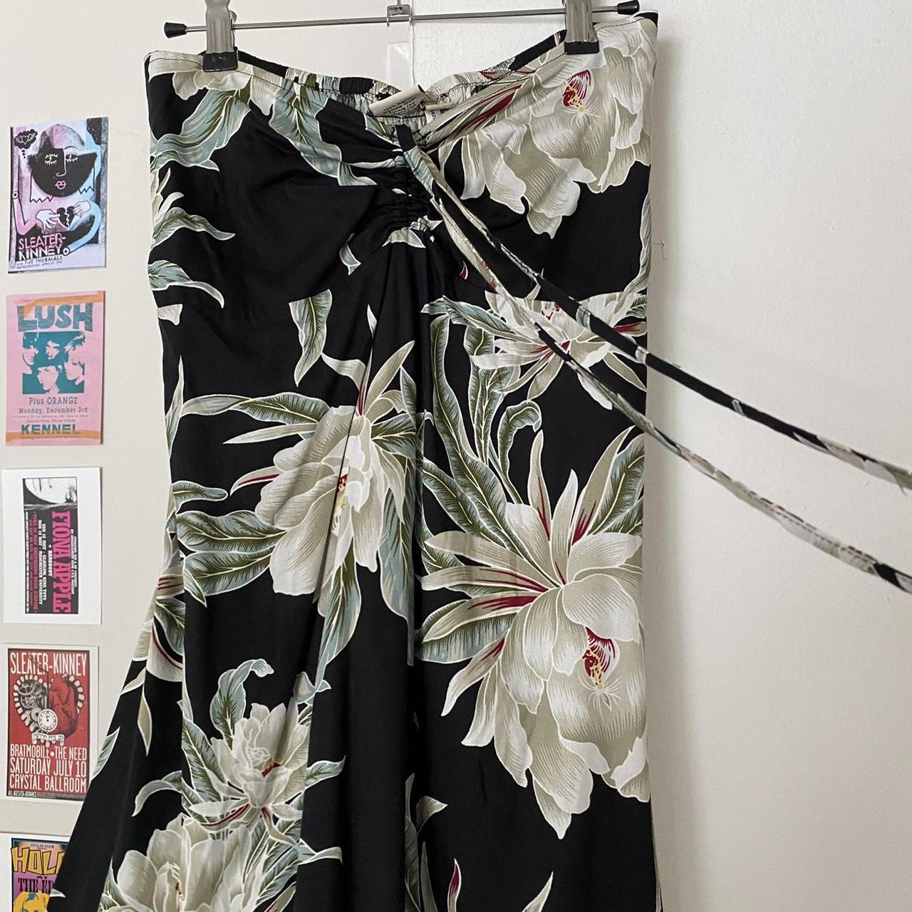 Product Image 3 - Floral printed Hawaiian dress 
-Hula