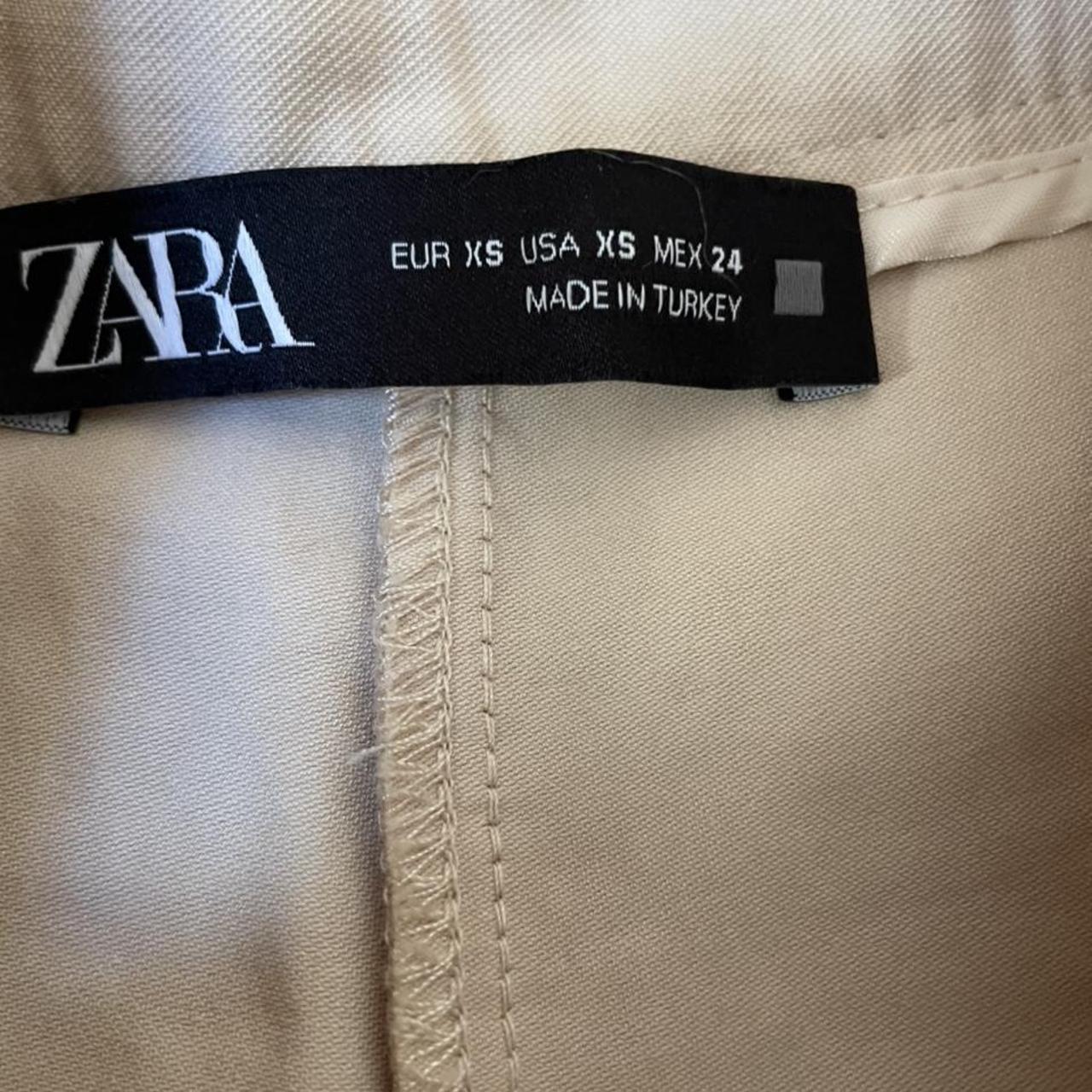 Pantaloni beige Zara, taglia xs, Solo un uso, come... - Depop