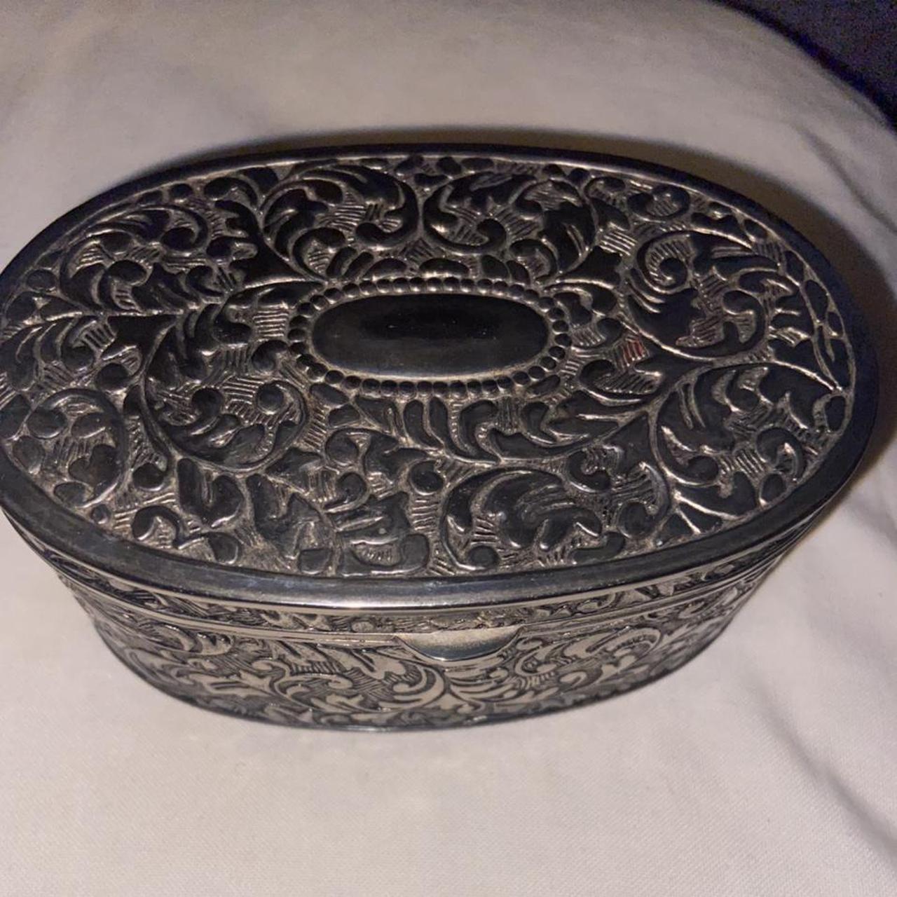 Metal small chest box / jewellery box antique box /... - Depop