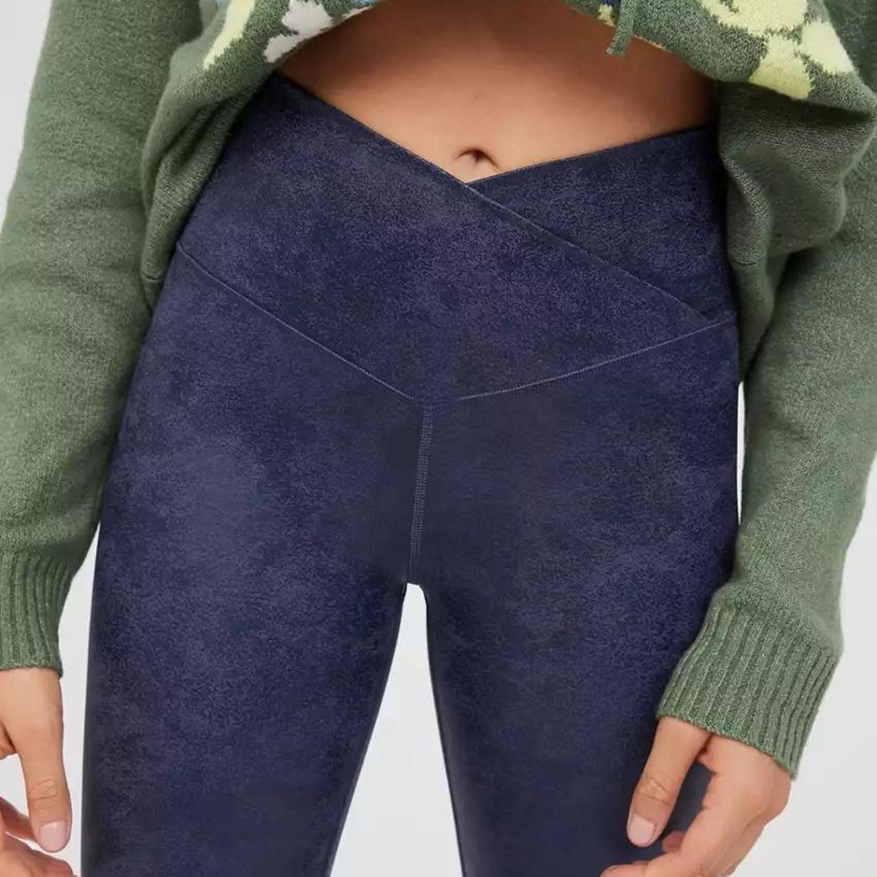 Aerie Women's Navy Leggings Depop