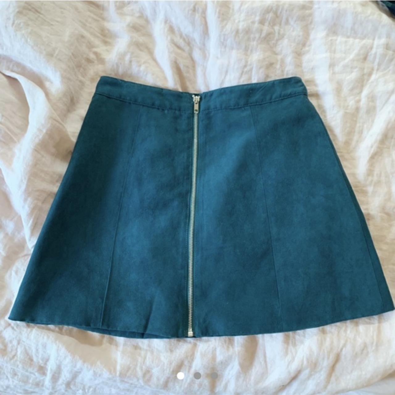 Glassons + Universal Store skirt and crop top... Depop