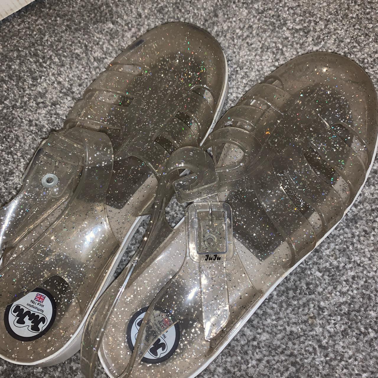 juju jelly sandals