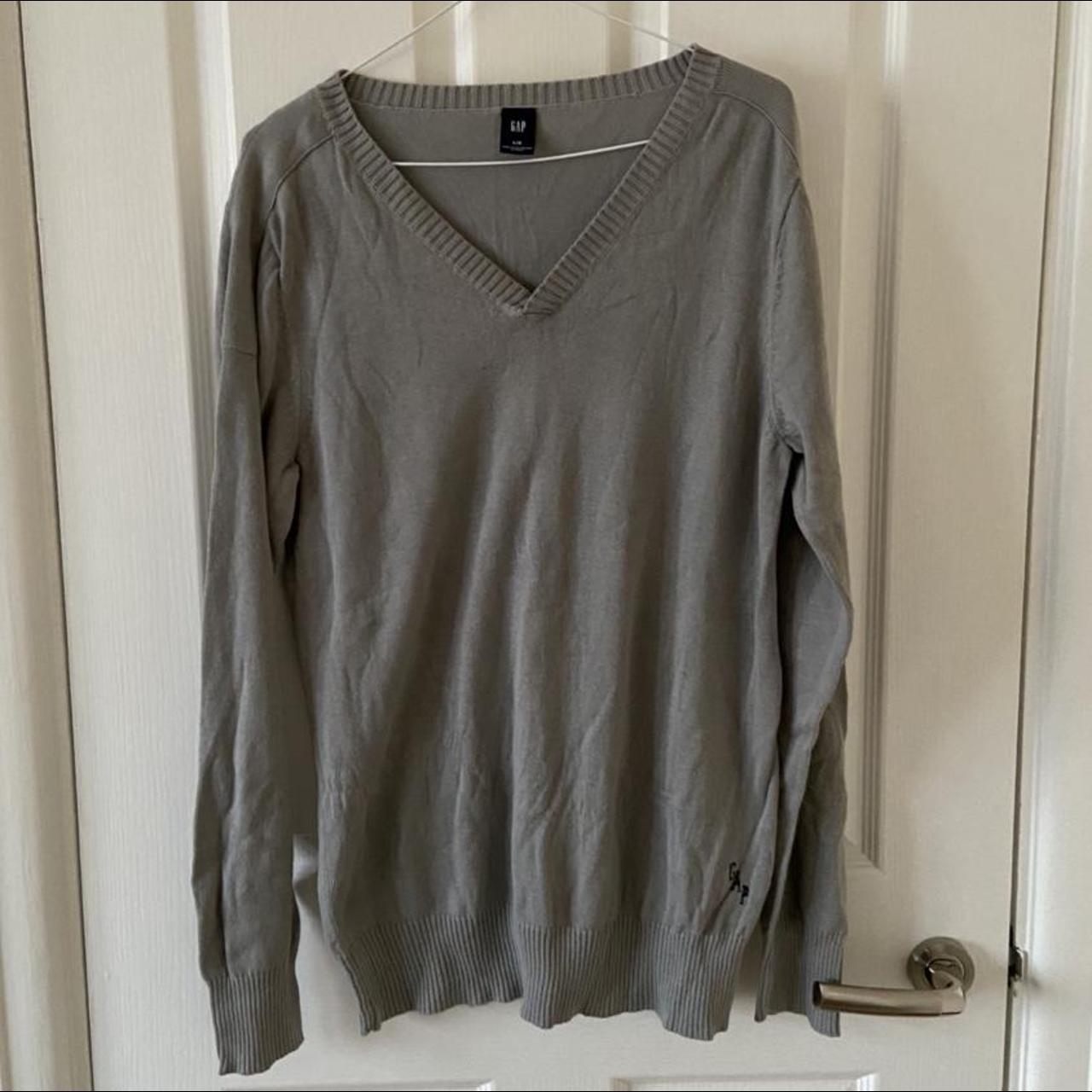 gap v neck jumper