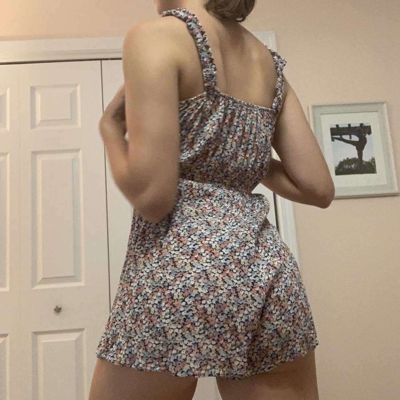 Product Image 2 - floral romper 

so so so