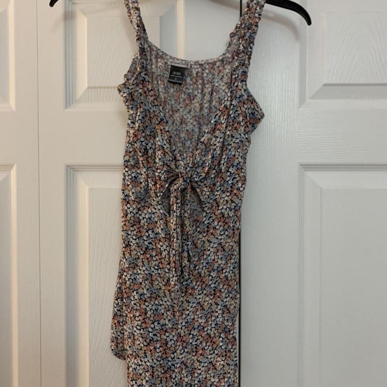 Product Image 3 - floral romper 

so so so