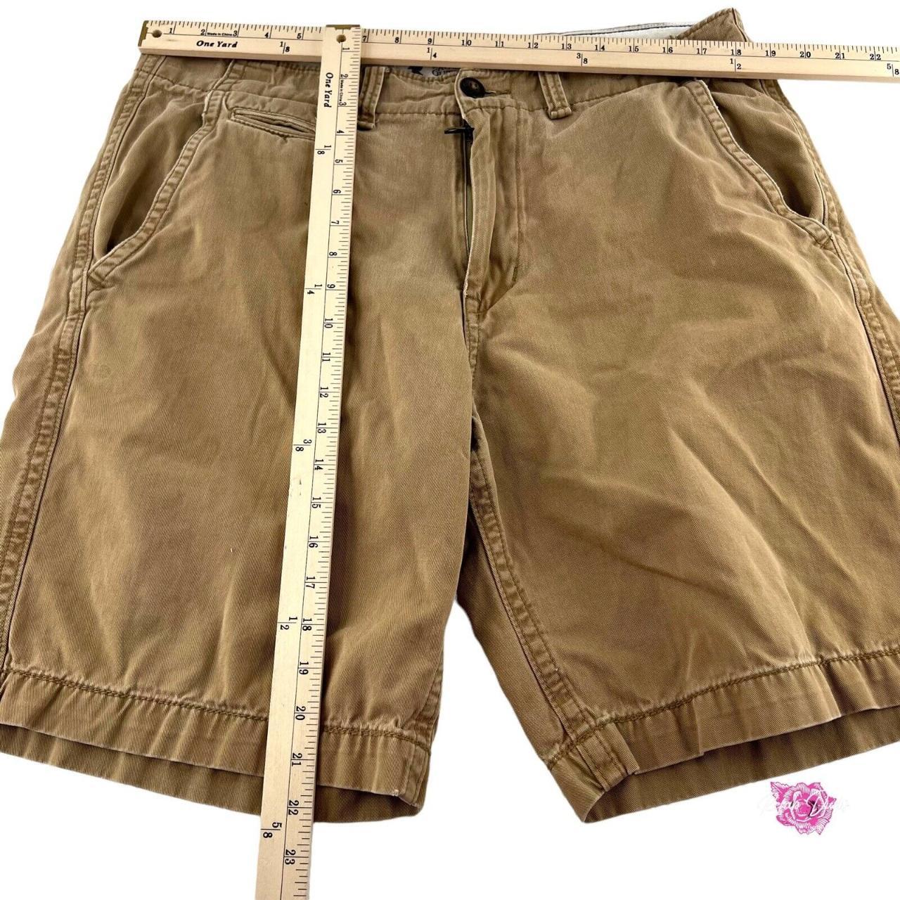 American Eagle Men's Classic Length Khaki Shorts... Depop