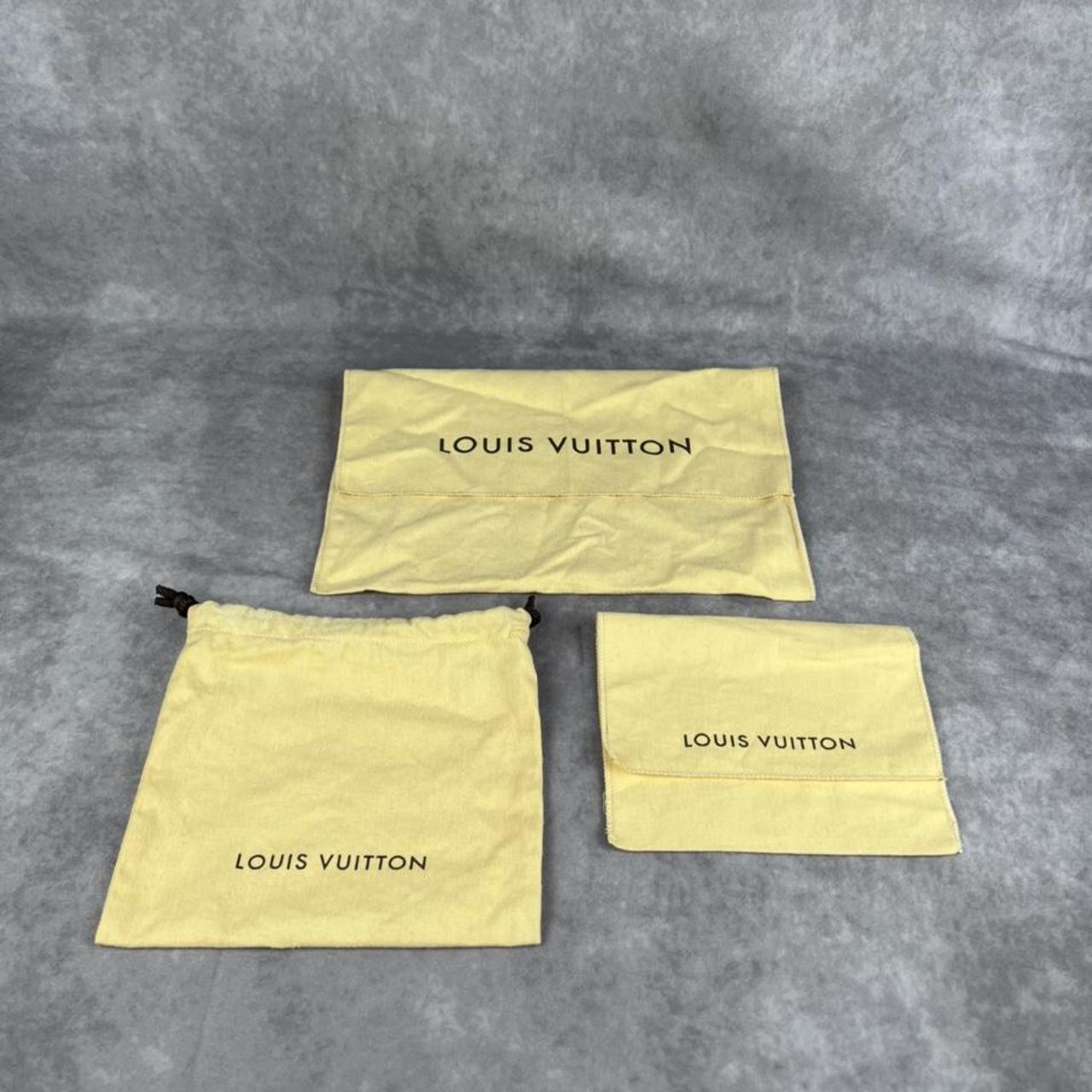 Small Tan Louis Vuitton Dust Bags (Set of 3), Message