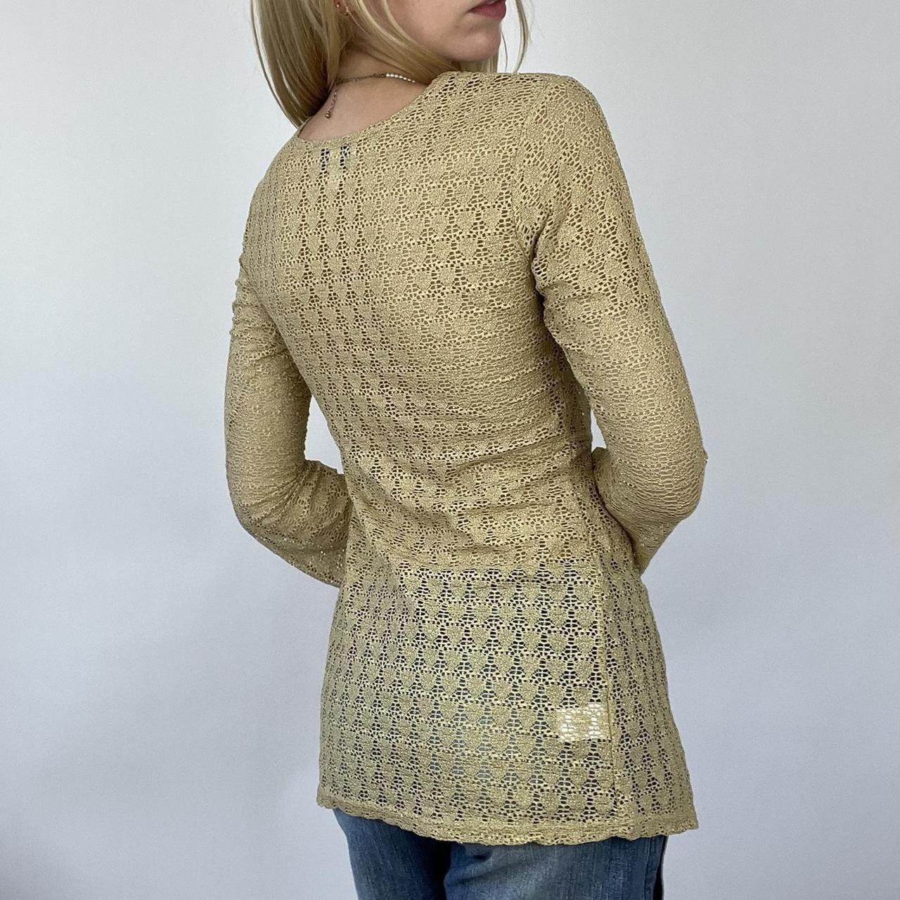 Women's Gold and Cream Jumper Depop