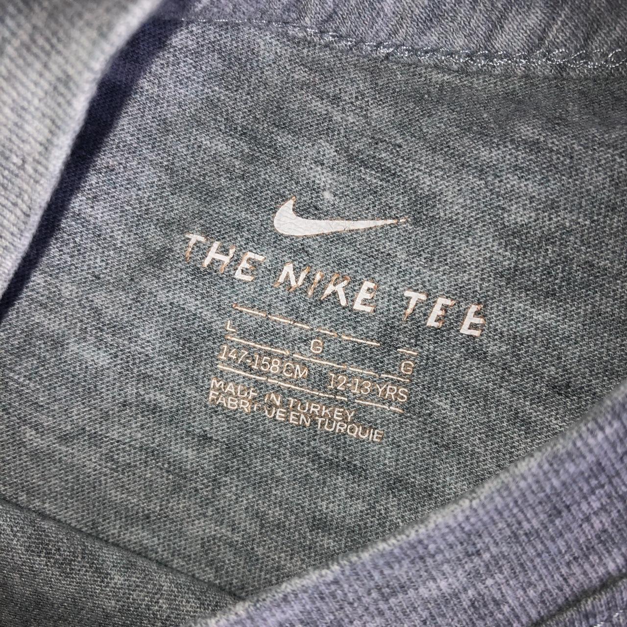 mens dark grey nike t shirt