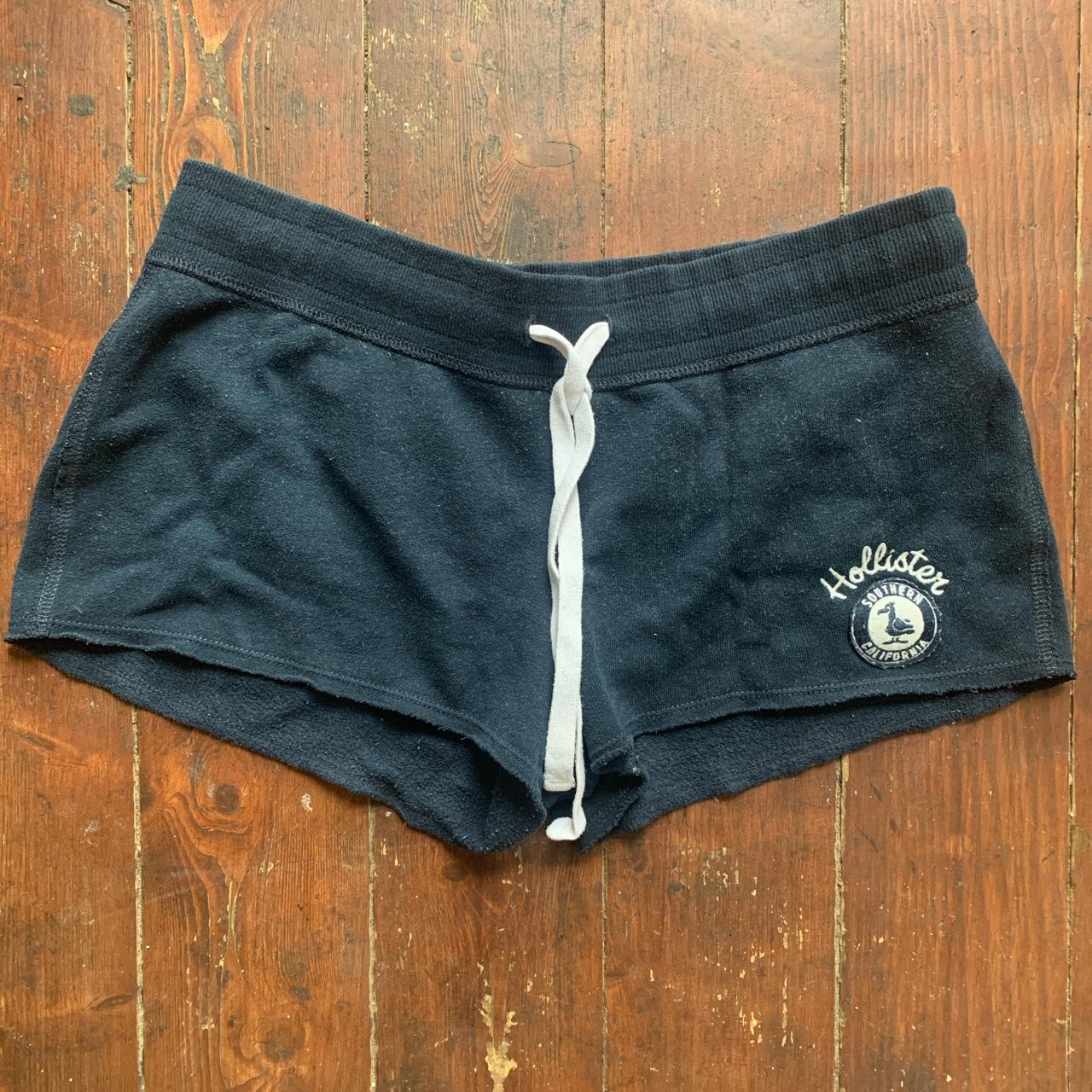 Hollister deals shorts womens