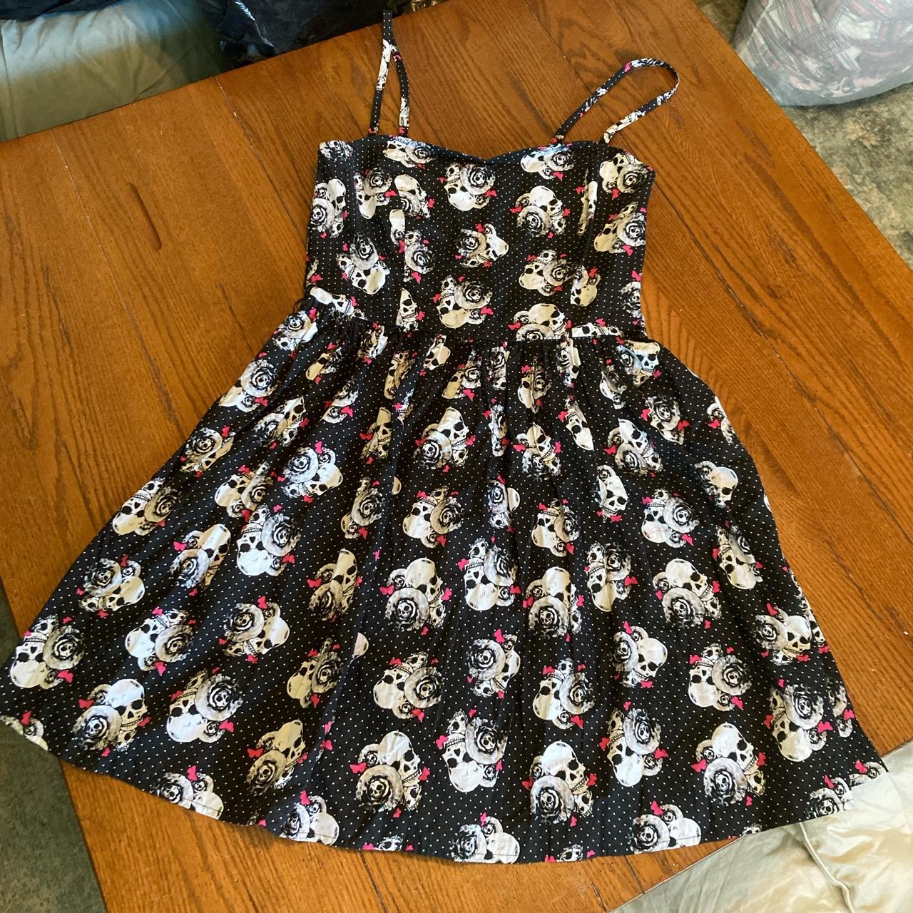 HOT TOPIC Y2K FLORAL SKULL CAMI DRESS this piece is... - Depop