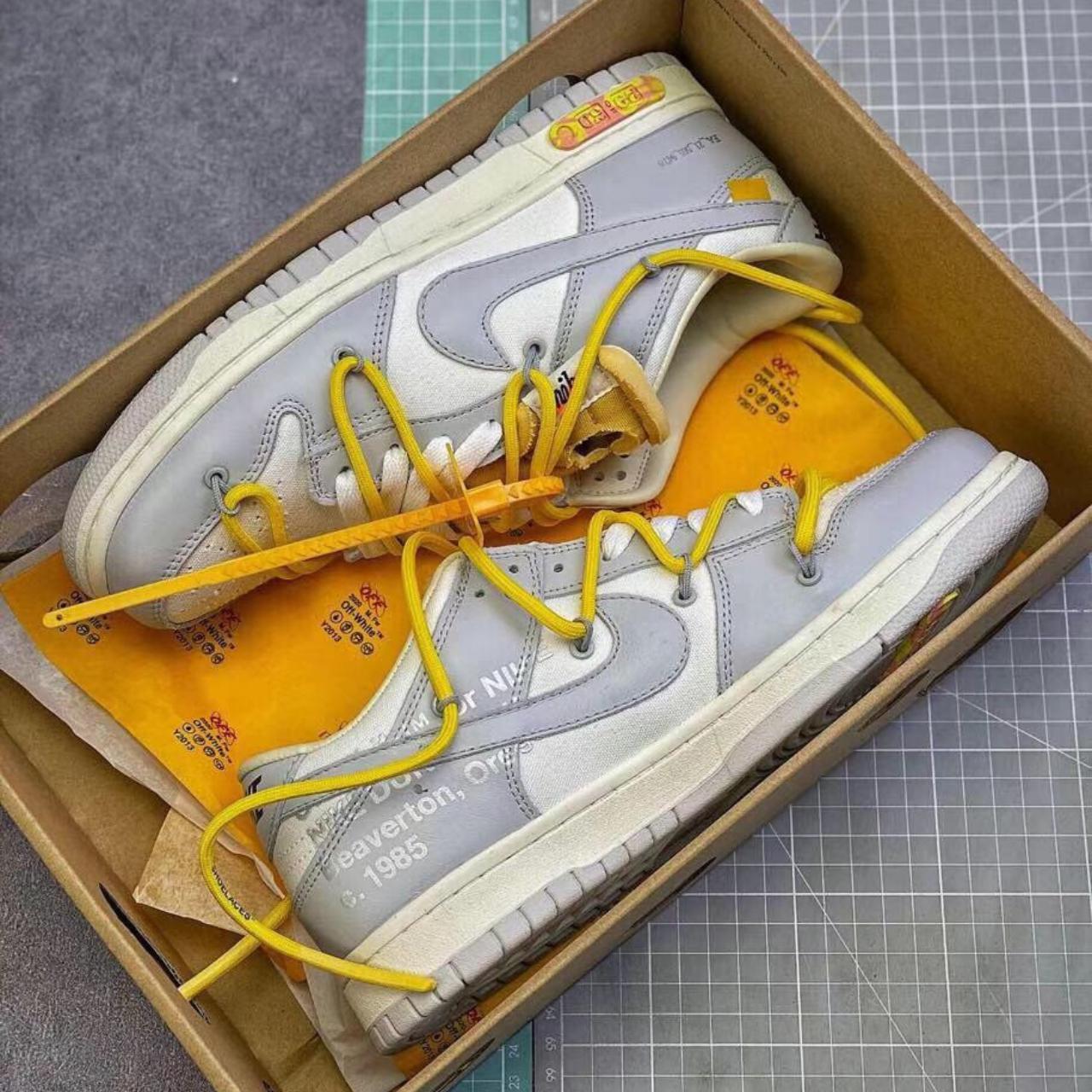 off white dunks 50 box