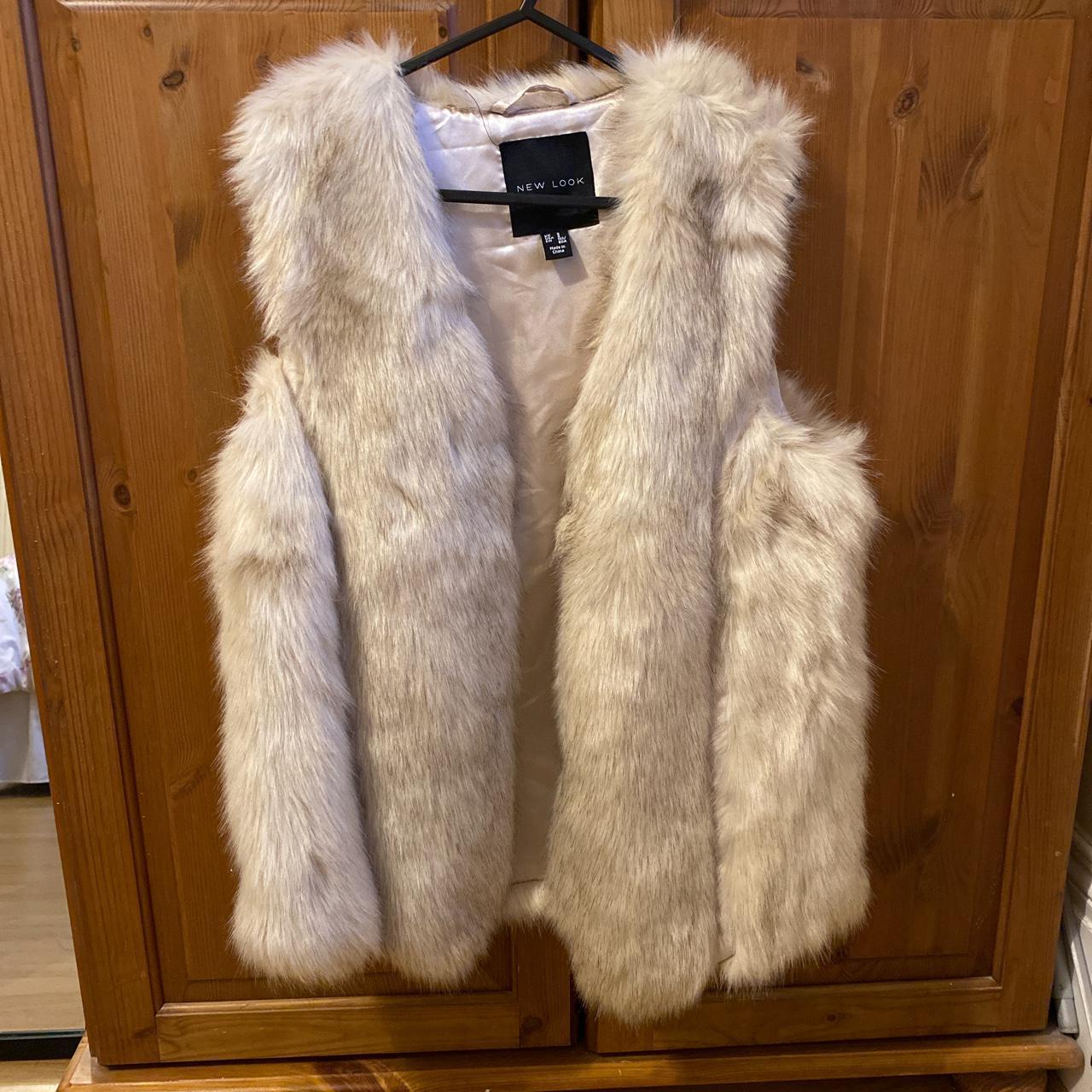 Faux fur gilet, size S - Depop