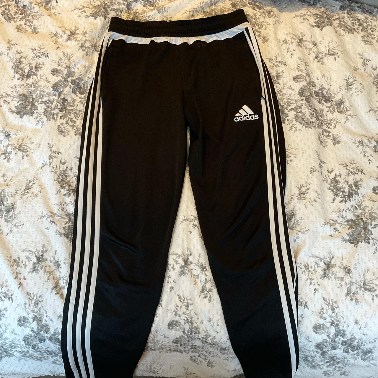 Adidas | Depop