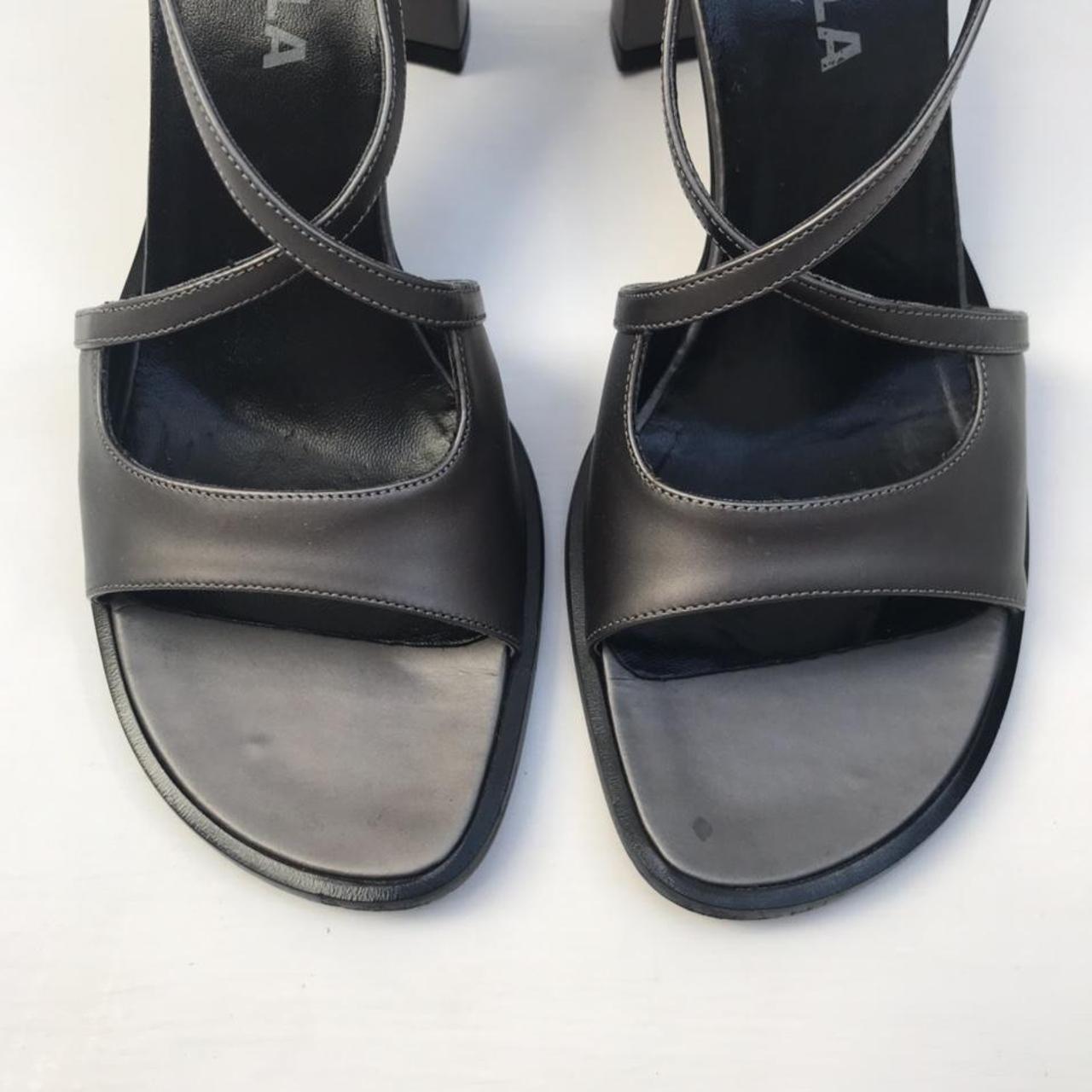 carvela kink sandals