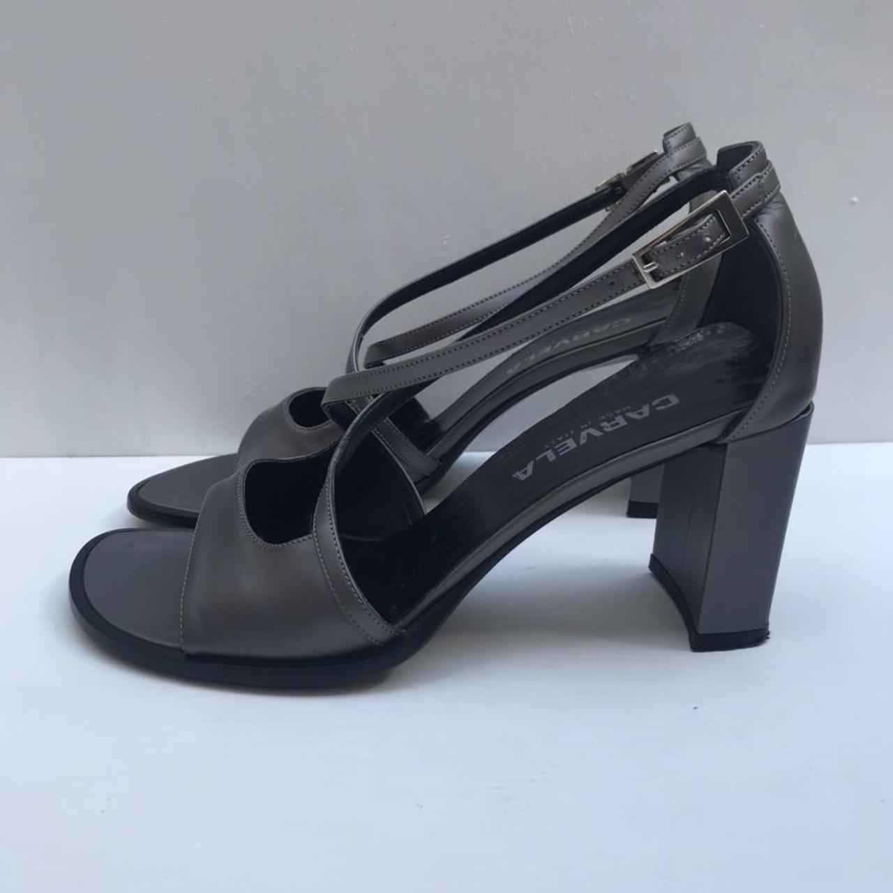 carvela kink sandals