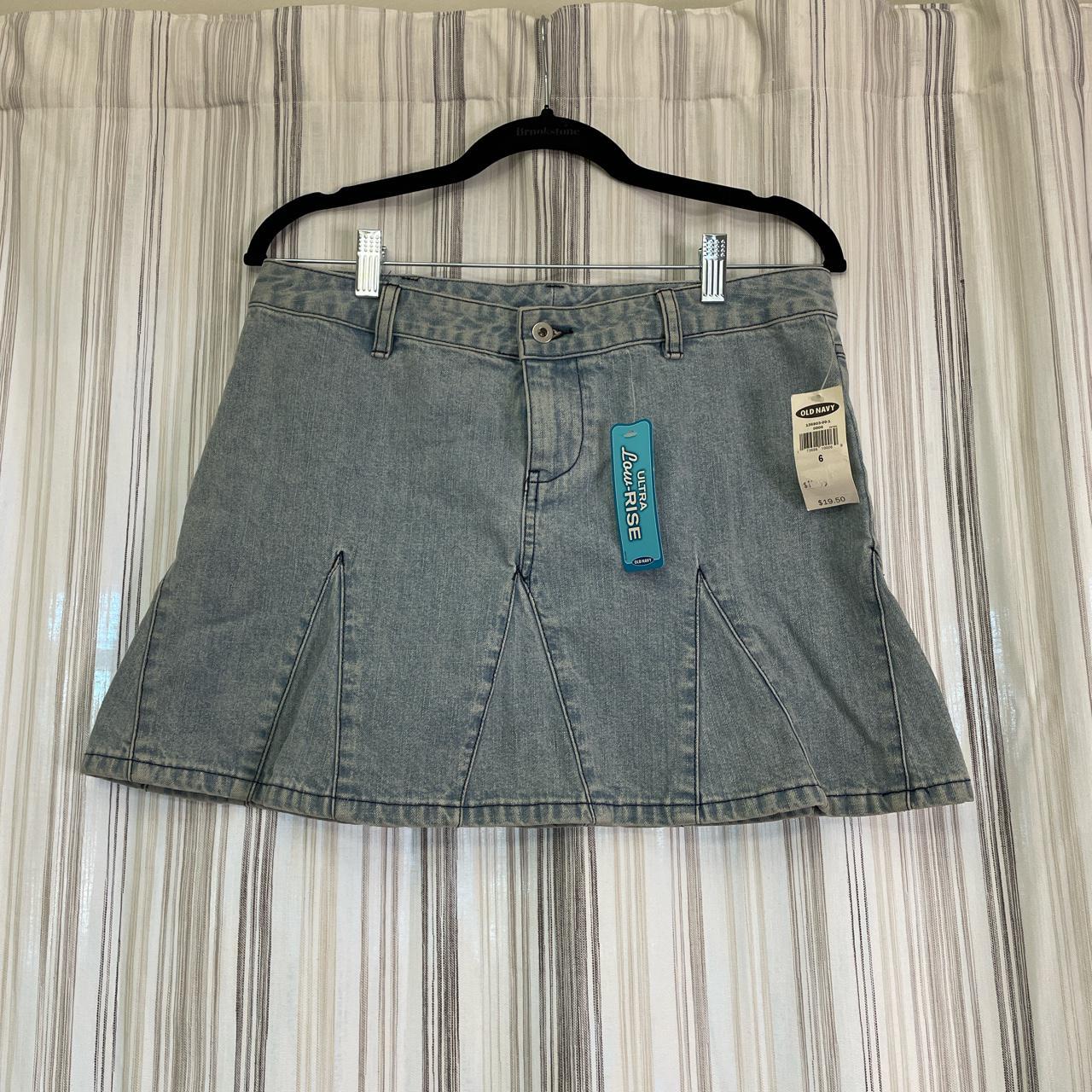 Vintage 2002 Old Navy Denim Skirt. Low Rise. Still... - Depop