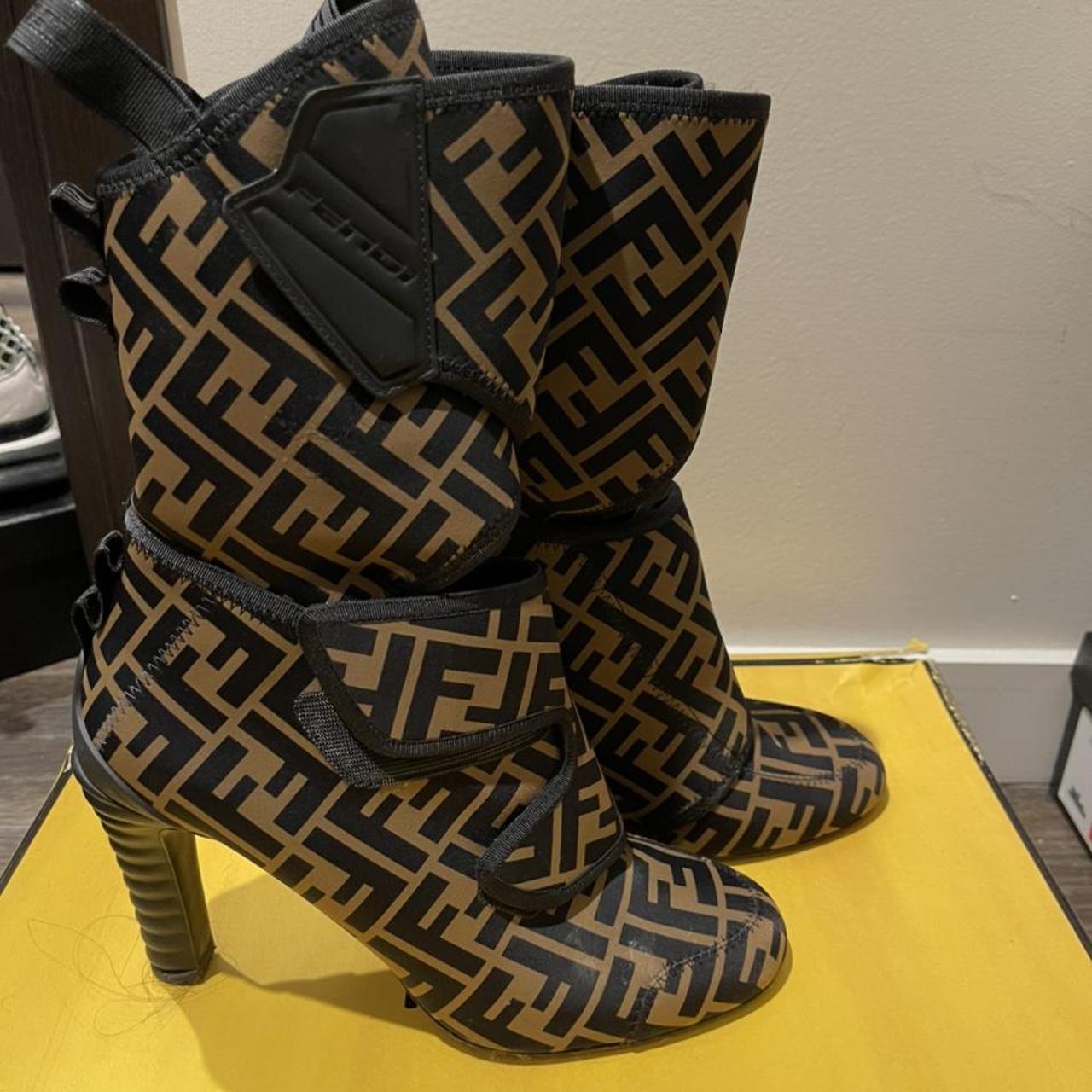 bottes fendi