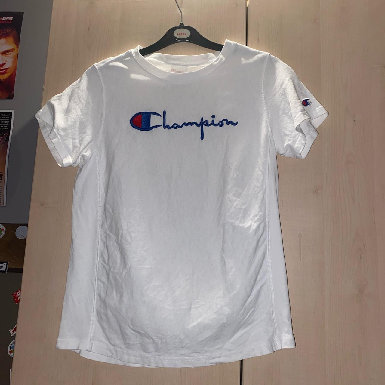 Champion Women's T-shirt | Depop