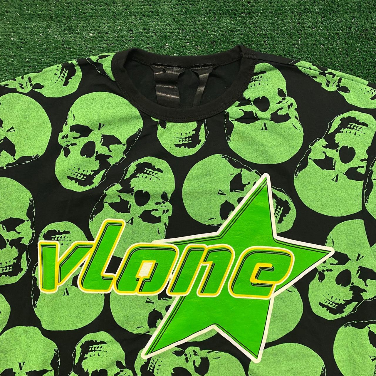 Sale Vlone Mens Tshirt size Xl skull