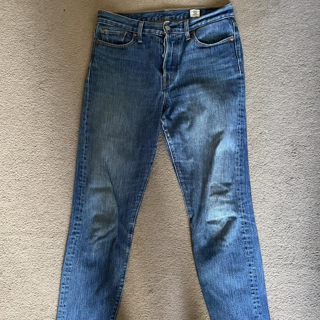 Levi's Women's Blue Jeans | Depop