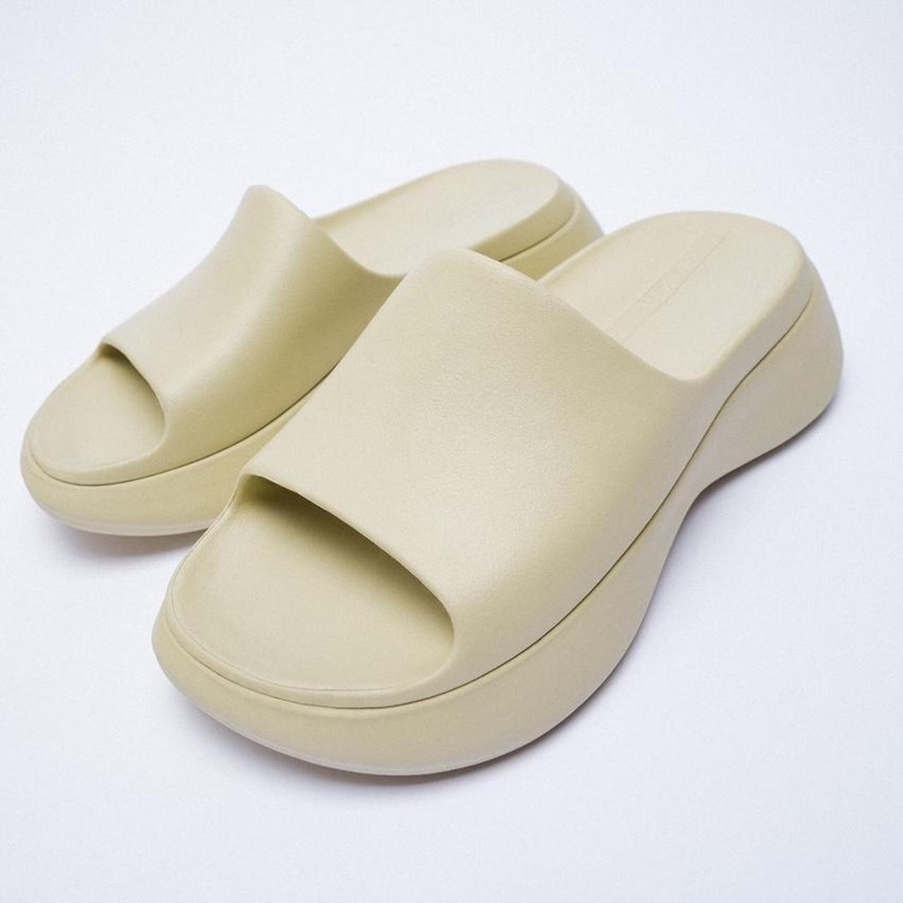 yeezy slides zara