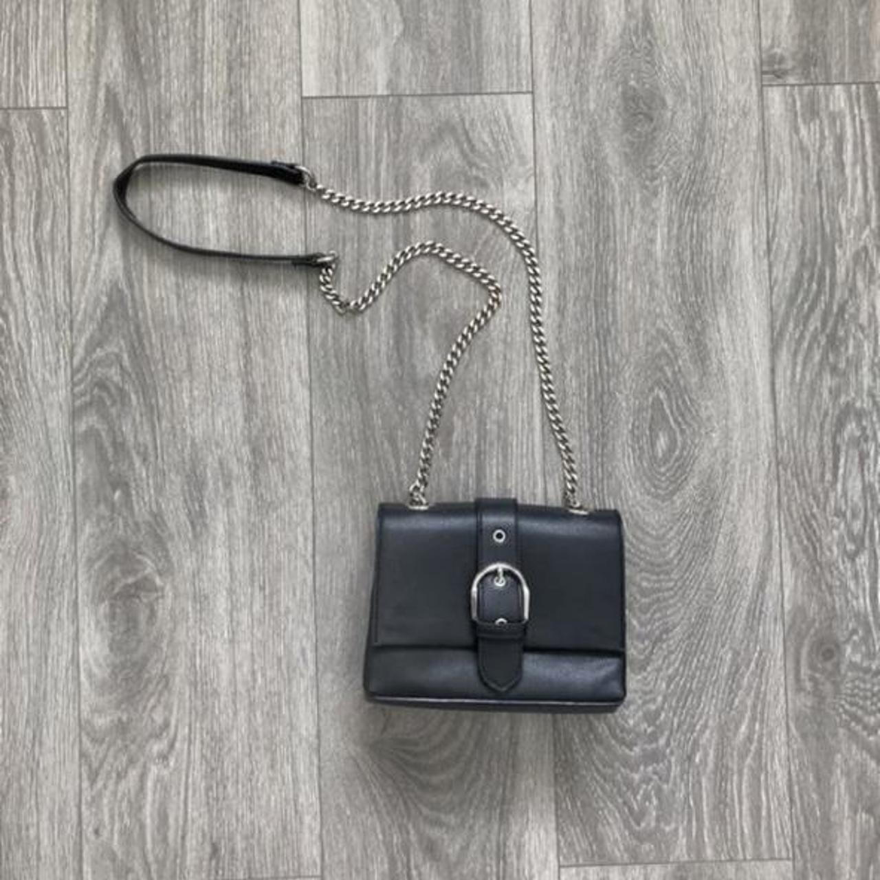 This super cute crossbody bag features a thick,... Depop