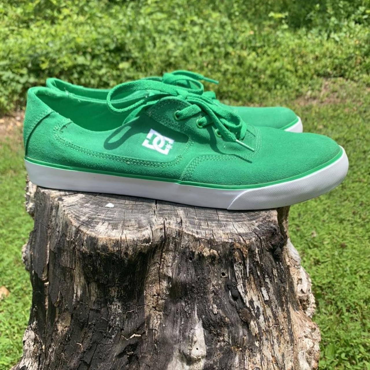 dc skate shoes size 12